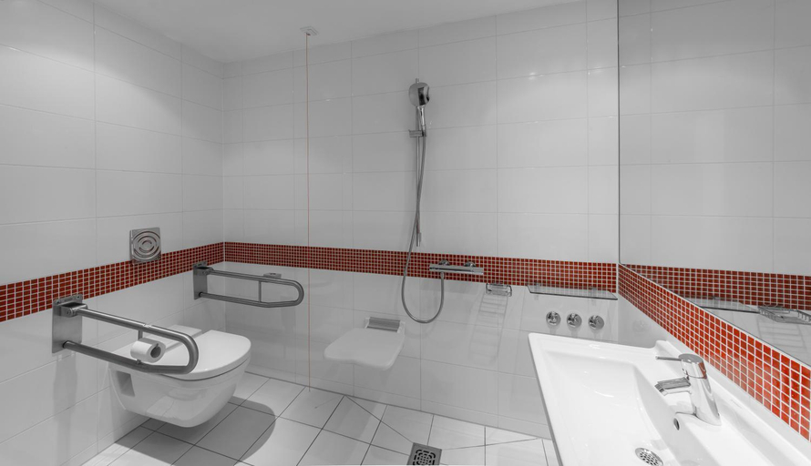 Bathroom 20
