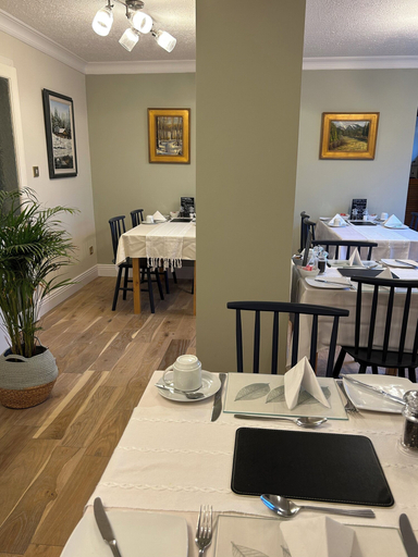 Food & Drinks 4, Castlecroft, Stirling