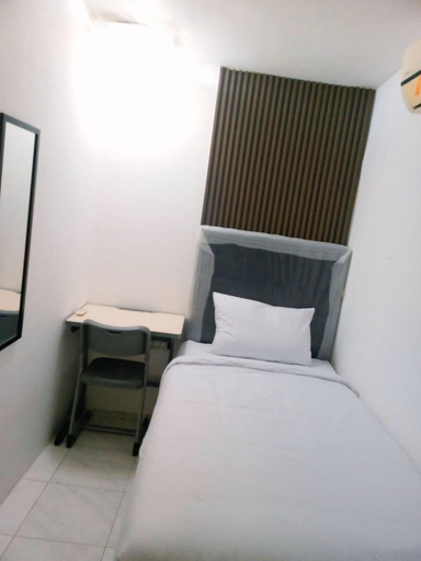 Others 2, DE KOST SIRING Banjarmasin, Banjarmasin