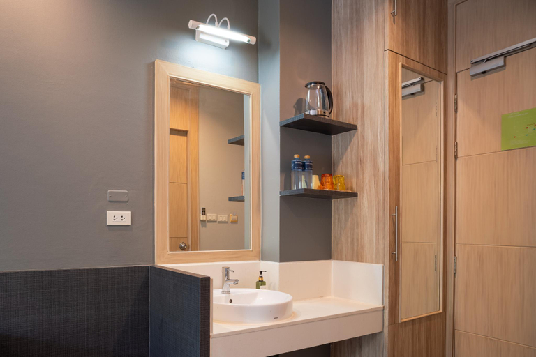 Bathroom 3