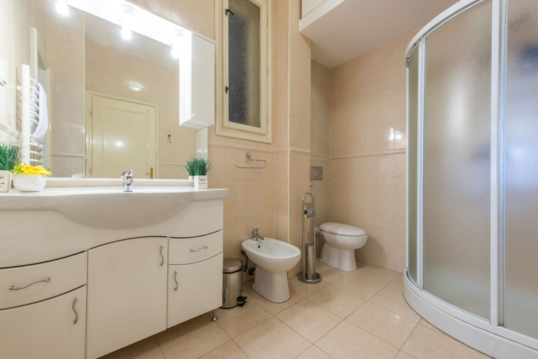 Bathroom 3, Apartment Belgrade Center-Resavska, Belgrade
