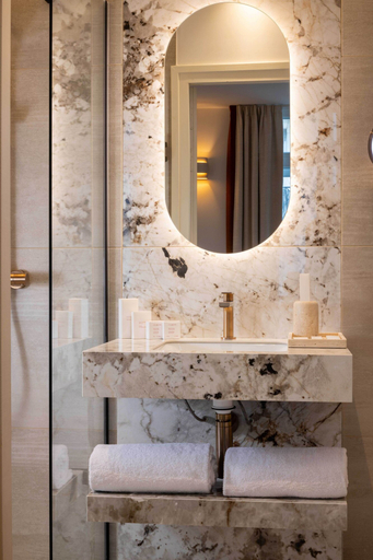 Bathroom 5, Madame Drouot & Spa - Opéra, Paris
