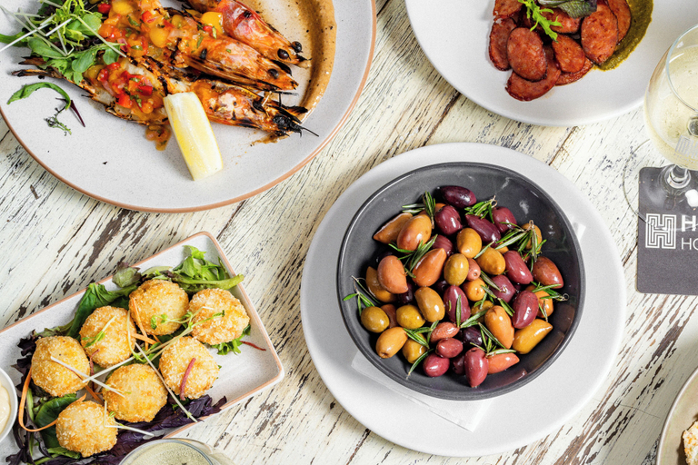 Food & Drinks 5, Belmont Hotel Lake Macquarie, Lake Macquarie - East