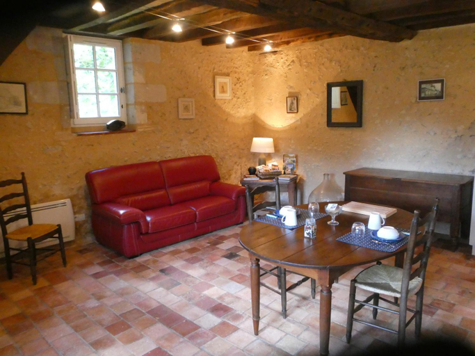 Others 2, Gite Bois Gaillard, Sarthe