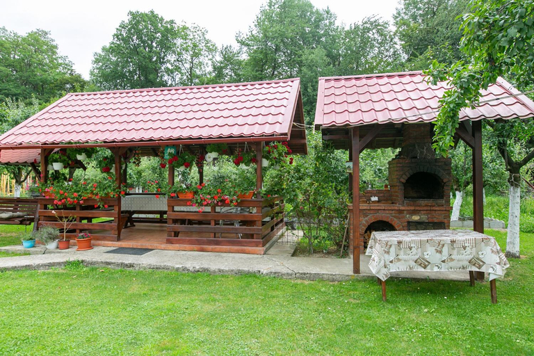 Facilities 4, Casa Madalina, Corbeni