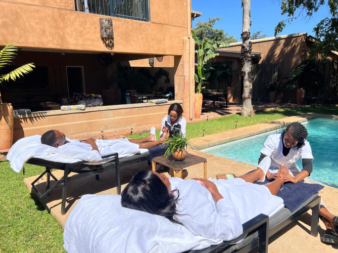 Others 5, Tabokana House, Hwange
