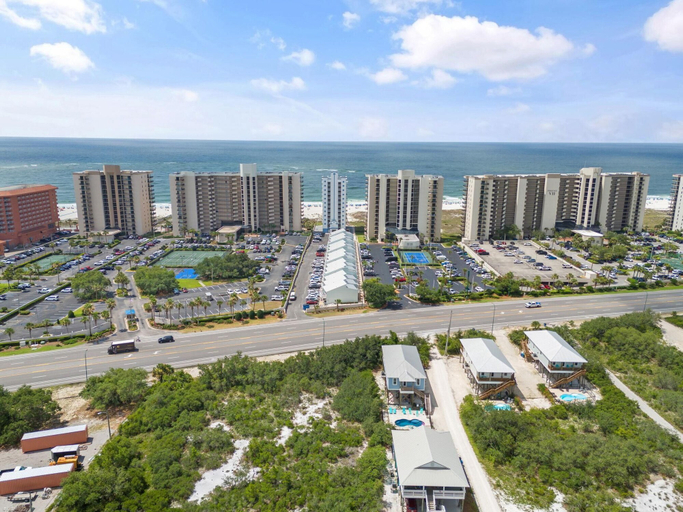 Others 4, Perdido Dunes 21, Baldwin
