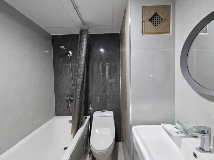Bathroom 3
