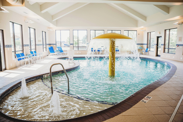 Sport & Beauty 5, TownePlace Suites by Marriott Aberdeen, Brown