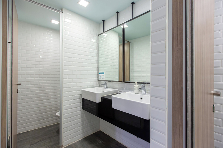 Bathroom 5