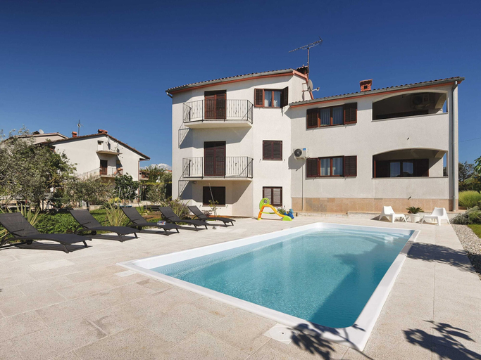 Exterior 3, Nicely Decorated Apartment With Private Pool, Vodnjan