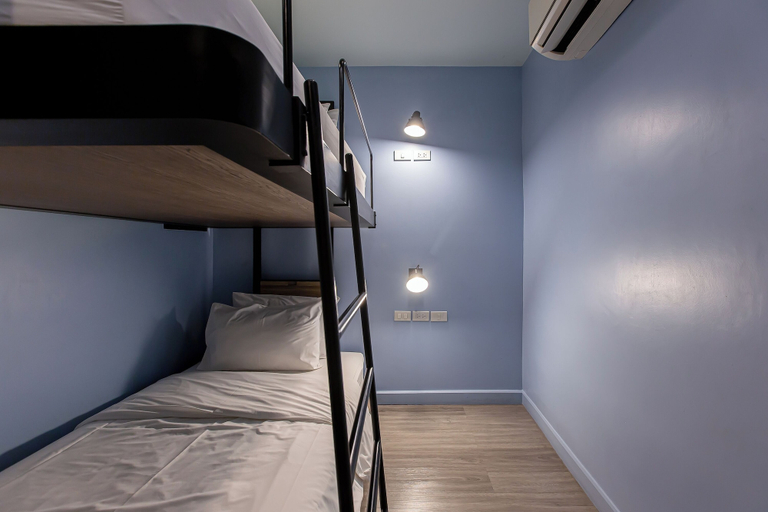 Bedroom 9