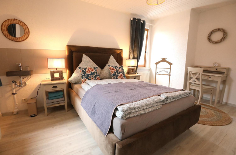 Bedroom 4, Neue Pension Stadtmitte Jena, Jena