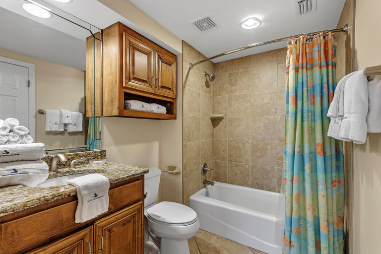 Bathroom 3, Shipwatch D104, Escambia