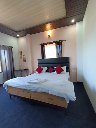 Bedroom 2, Himalayan rays stays, Tehri Garhwal