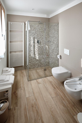 Others 5, La Casina di Ely B&B, Rimini