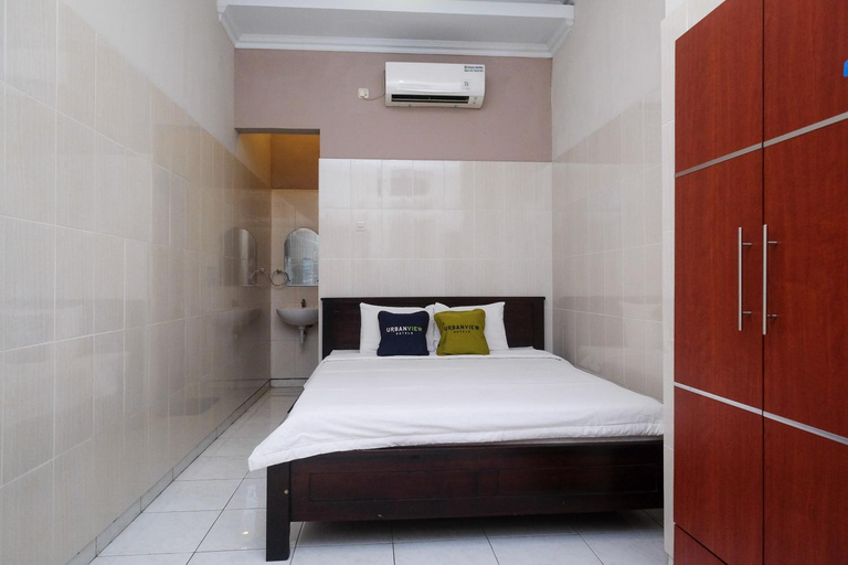 Bedroom 9