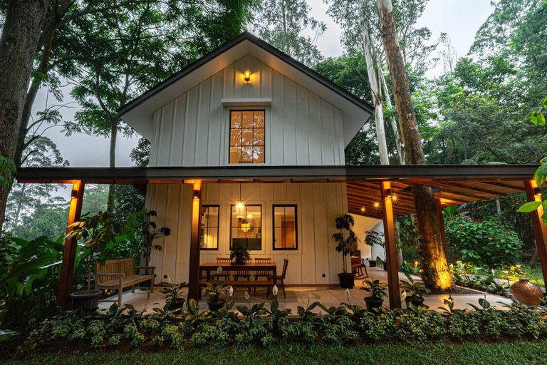 Exterior 7