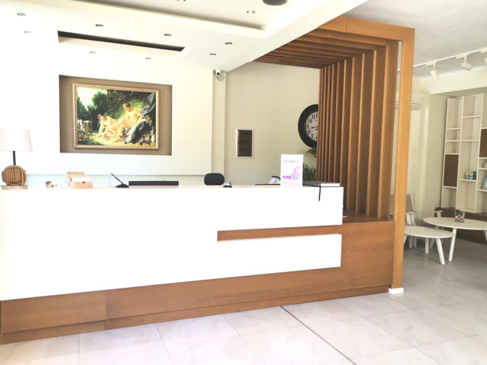 Public Area 4, Artemis Plaza, Central Macedonia