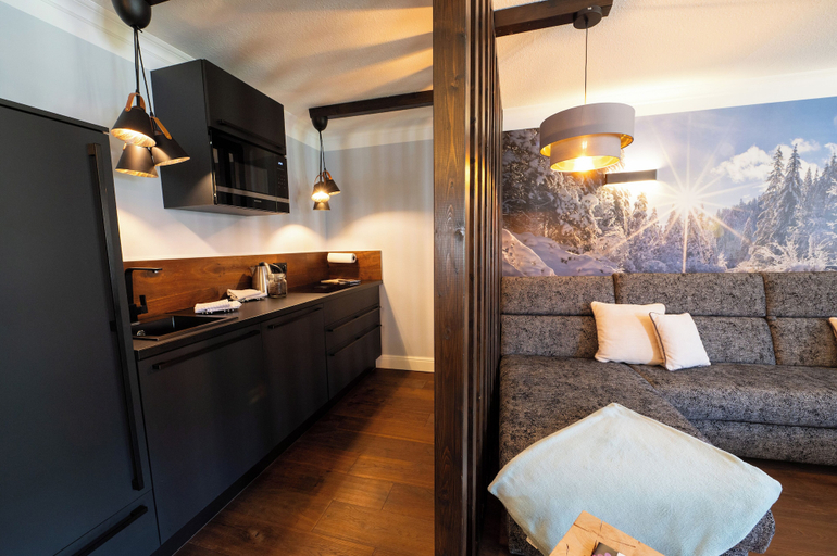 Bedroom 4, Alpenliebe Design Hotel, Traunstein