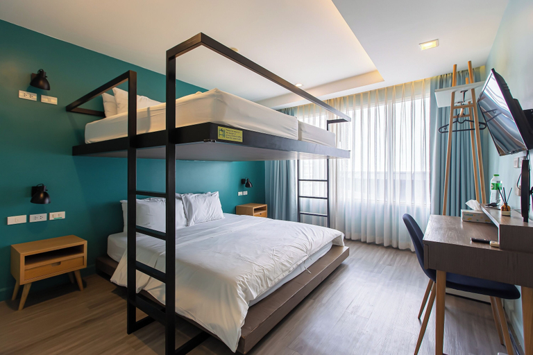 Bedroom 21