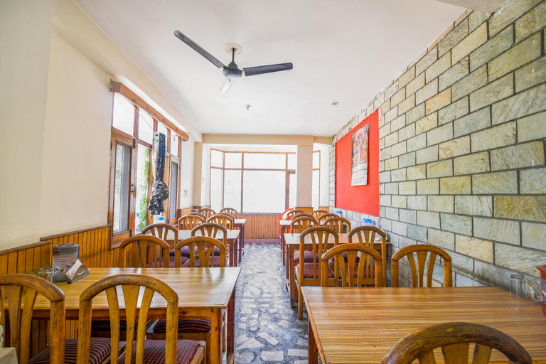 Food & Drinks 5, FabHotel Saurabh Inn, Kullu