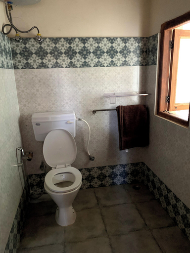 Bathroom 4, Emerald Trail, Nainital
