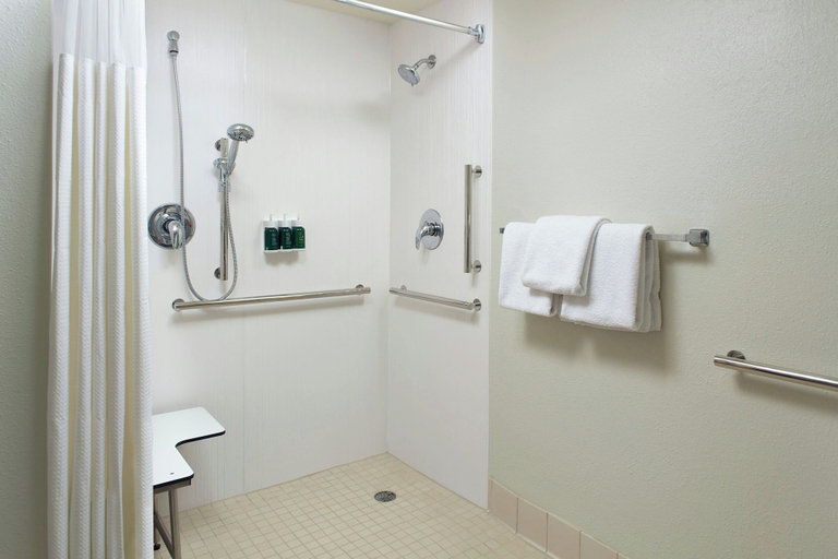 Bathroom 3, Courtyard by Marriott Greensboro, Guilford