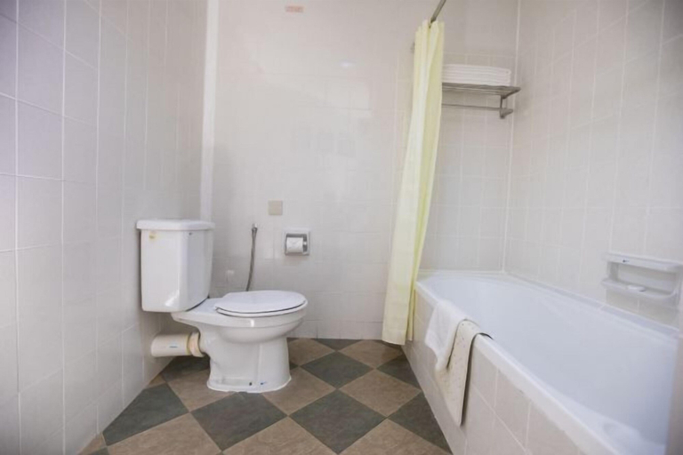 Bathroom 24