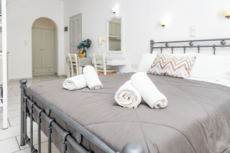 Bedroom 4, Depis studios & apartments, South Aegean