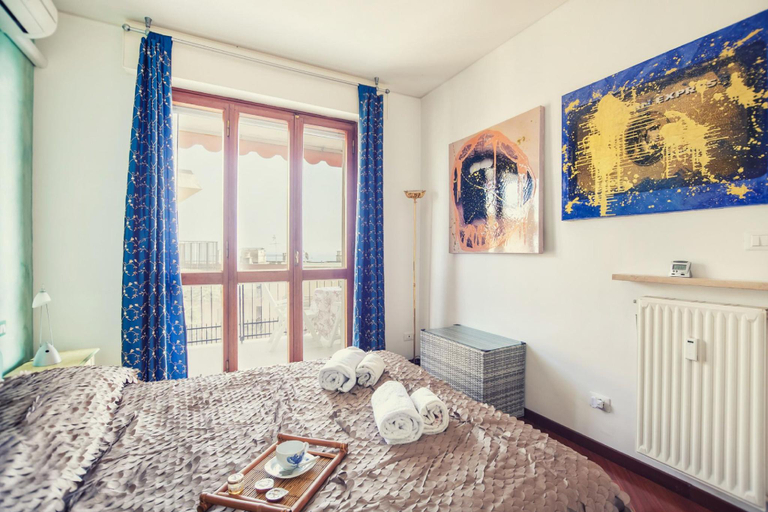 Bedroom 1, Le Orchidee 10 Apartment by Wonderful Italy, Imperia