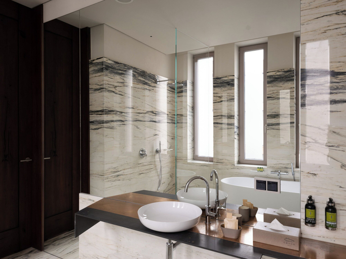 Bathroom 6