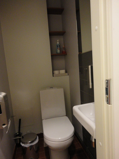 Bathroom 4, Forenom Hostel Espoo Otaniemi, Uusimaa