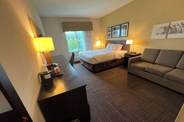 Bedroom 3, Wingate by Wyndham Jonesboro/Hodge, Jackson
