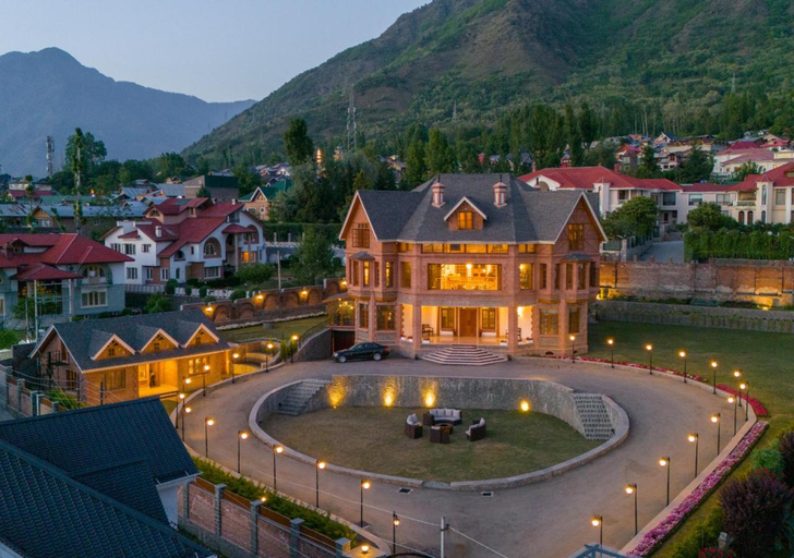 LohonoStays Villa Noor, Srinagar