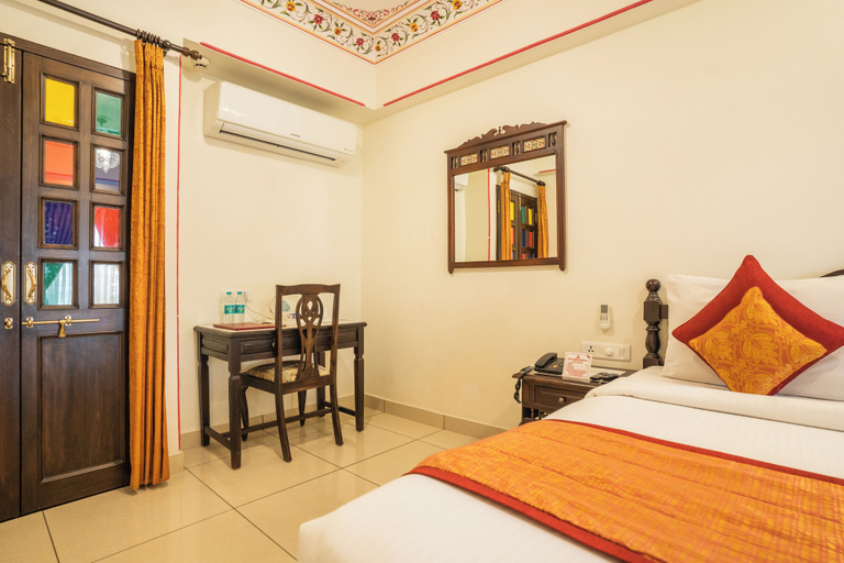 Bedroom 3, Umaid Residency - A Regal Heritage Home, Jaipur