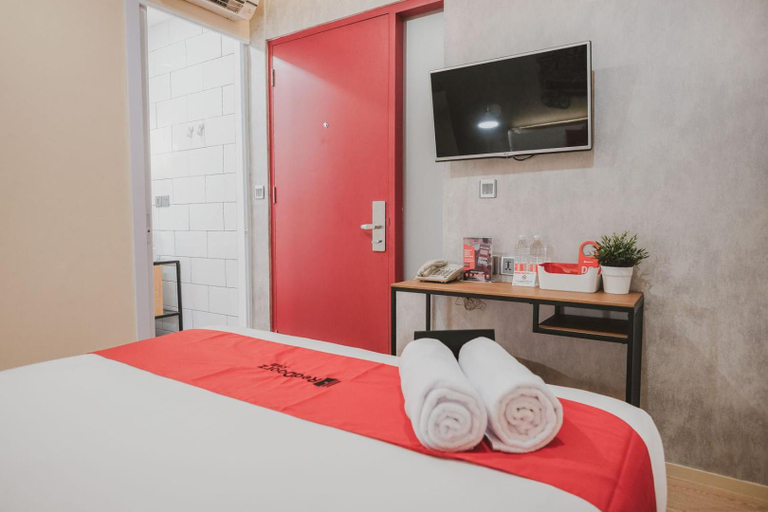 Bedroom 28