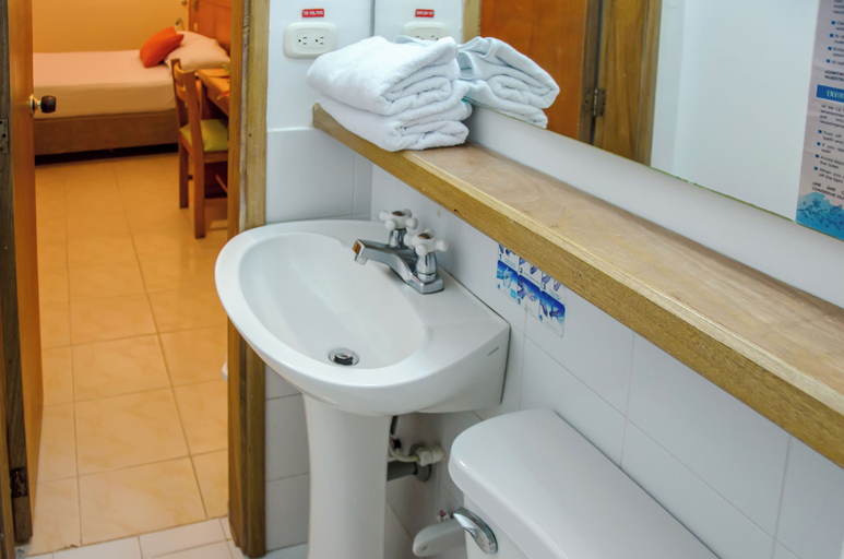 Bathroom 5, Hotel be La Sierra, Santa Marta (Dist. Esp.)