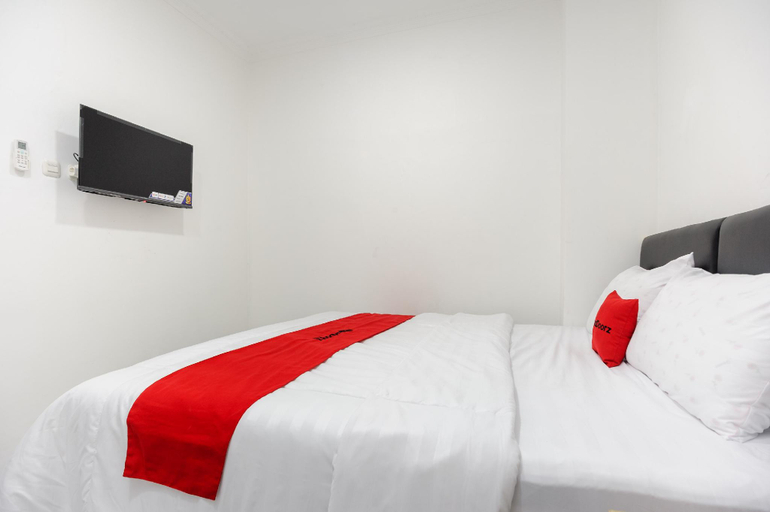 Bedroom 12