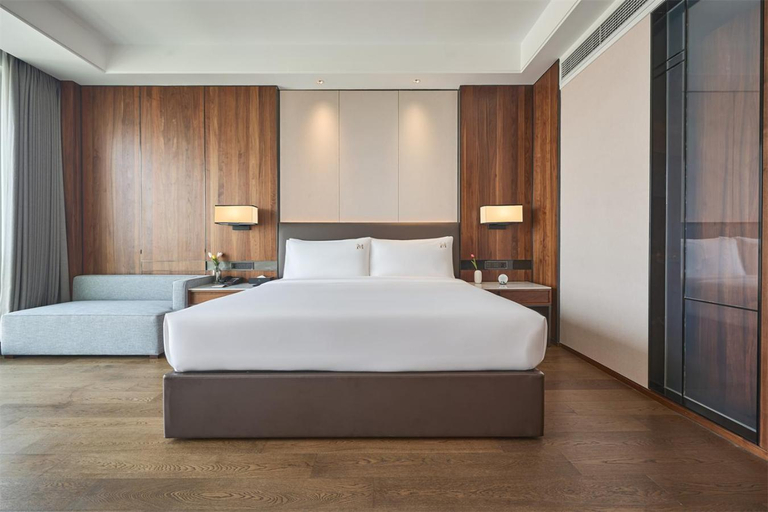 Bedroom 12