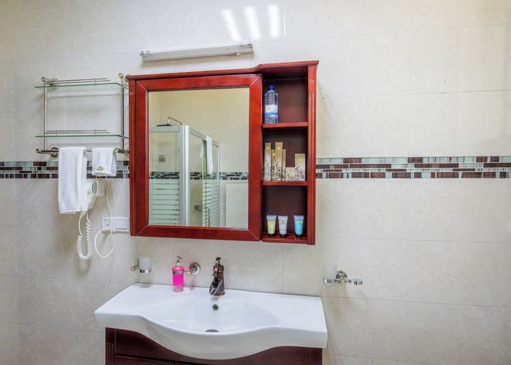 Bathroom 5, Lemigo Hotel, Gasabo