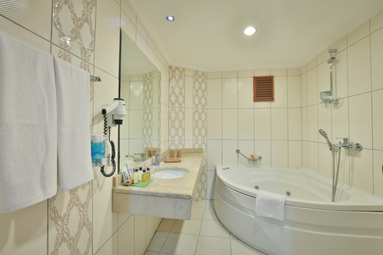 Bathroom 5, Crystal Kaymakli Hotel & SPA, Derinkuyu