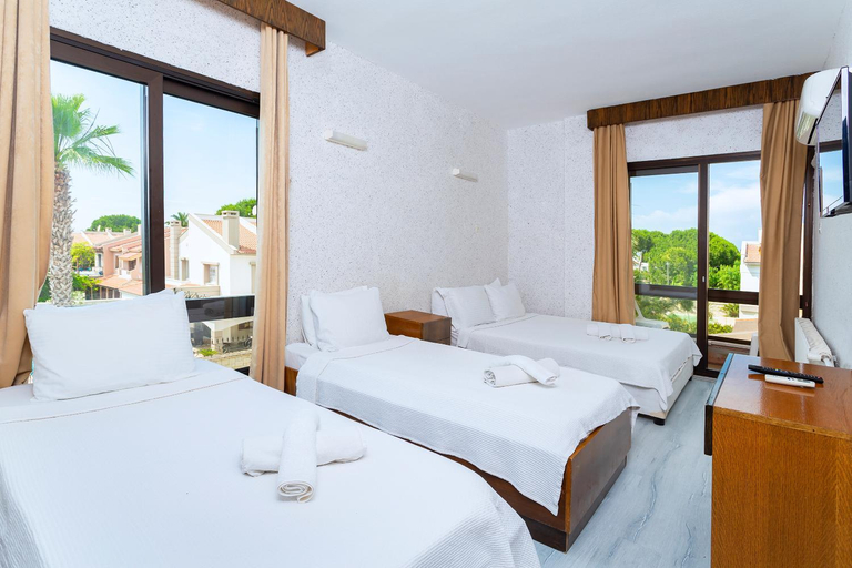 Others 4, Kabasakal Otel, Çeşme