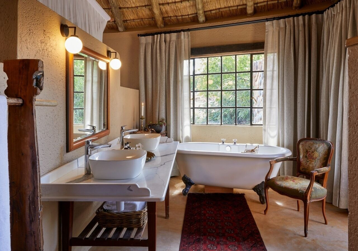 Bathroom, Geiger's Camp by NEWMARK, Ehlanzeni