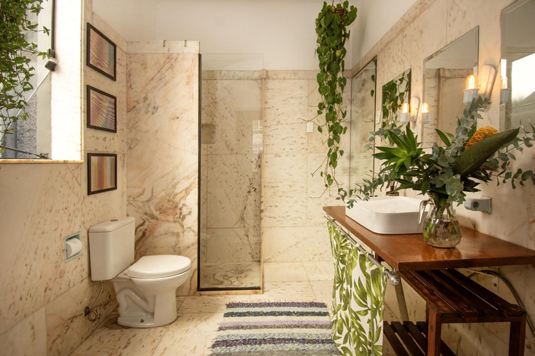 Bathroom 2, Urca Hotel, Rio de Janeiro