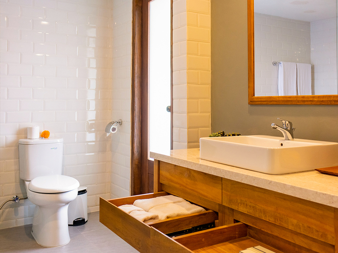 Bathroom 8