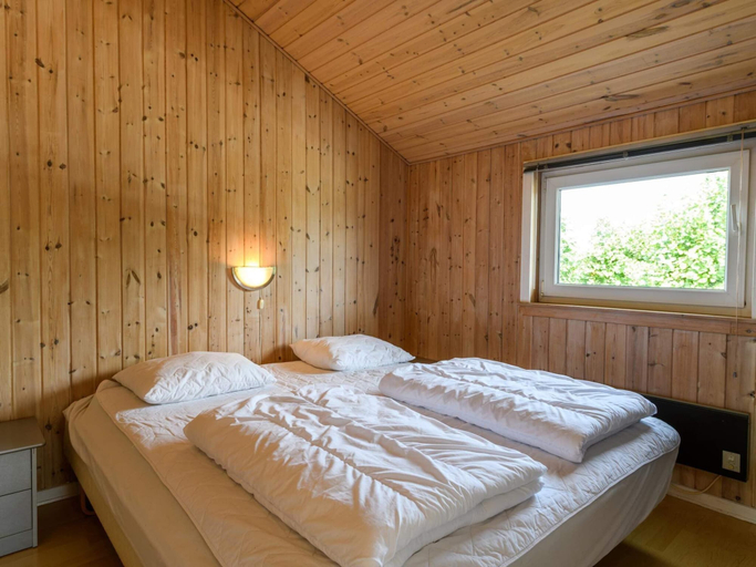 Bedroom 2, 4 Person Holiday Park Home in Hemmet, Ringkøbing-Skjern