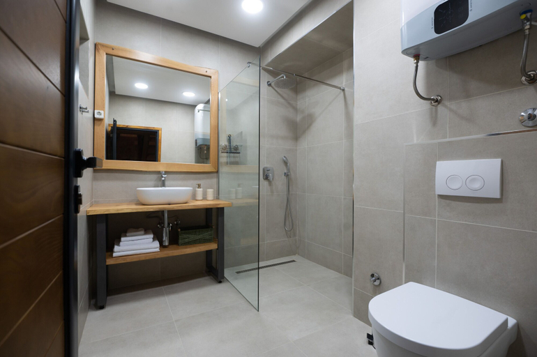 Bathroom 3, Villa Jokić Dvori, Benkovac