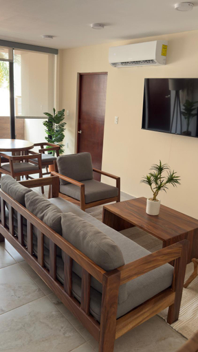 Others 2, Nabani Condominios T2, Dist. Pochutla