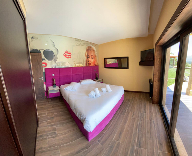 Others 2, Room MARILYN MONROE, Celorico de Basto